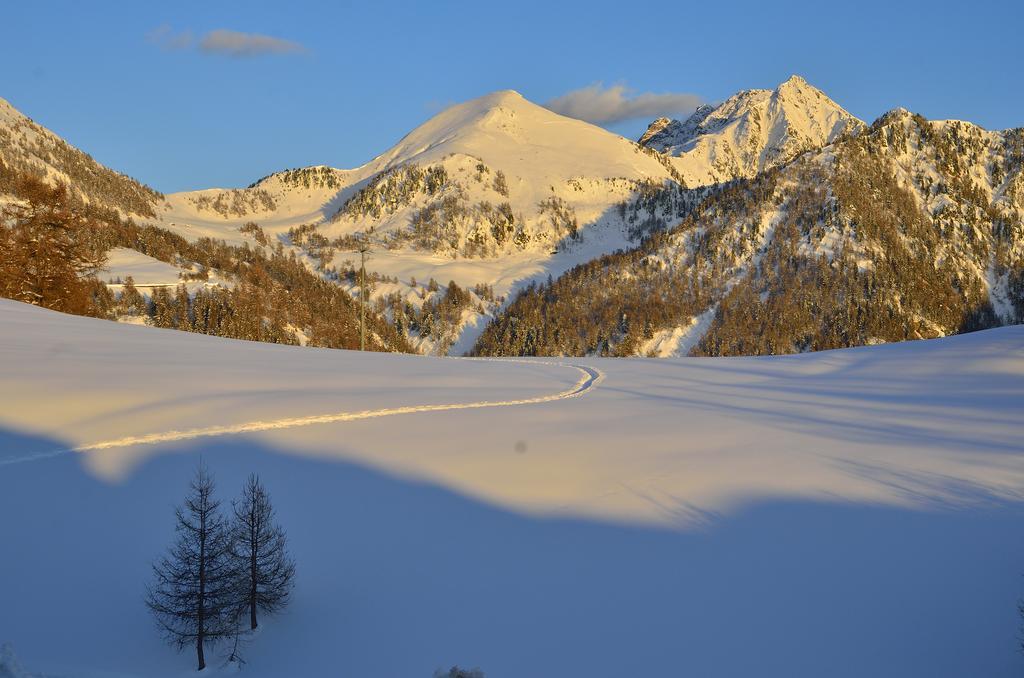 Le Coin Des Melezes - Nature & Trek - Camere In Baita Di Montagna Брюссон Екстер'єр фото